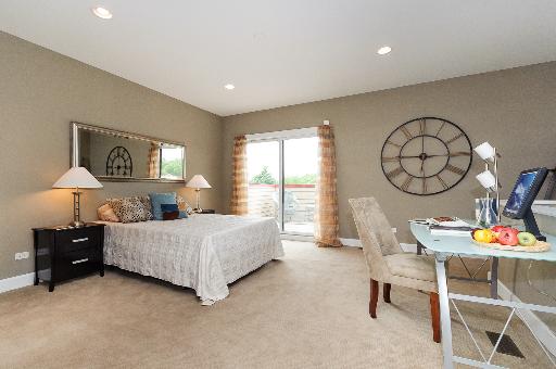 647 Custer Ave, Evanston, IL 60202 photo 12