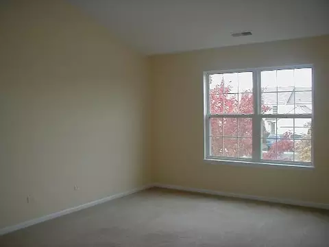 709 Brita Trl, Minooka, IL 60447 photo 12