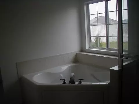 709 Brita Trl, Minooka, IL 60447 photo 14