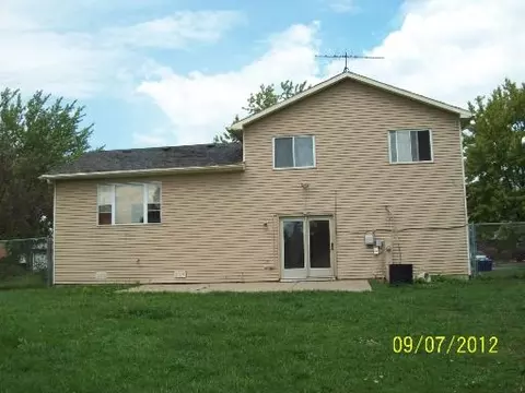 115 Cloverleaf Rd, Matteson, IL 60443 photo 2