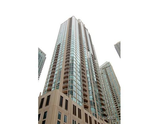 21 E Huron St #2504, Chicago, IL 60611 photo 1