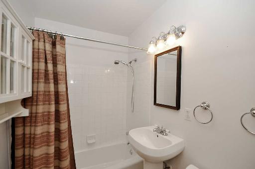 706 E Cedar Ln, Mount Prospect, IL 60056 photo 15