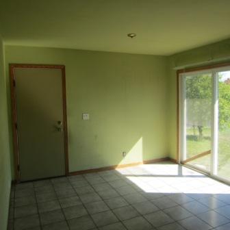 1302 Primrose Ln, Harvard, IL 60033 photo 3