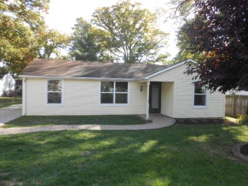 902 S Calhoun St, Aurora, IL 60505 photo 1