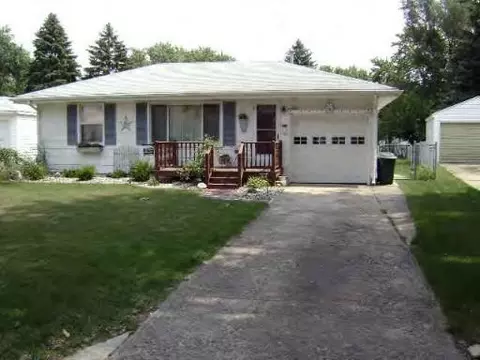 305 Illinois Dr, Rantoul, IL 61866 photo 1