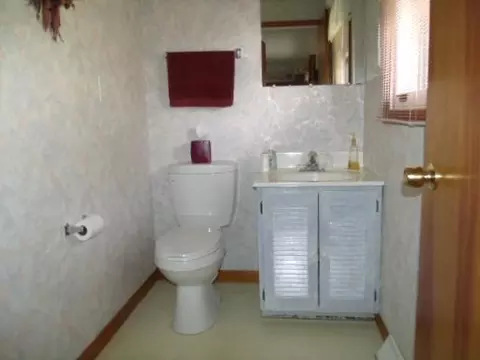 909 25th St, Peru, IL 61354 photo 9