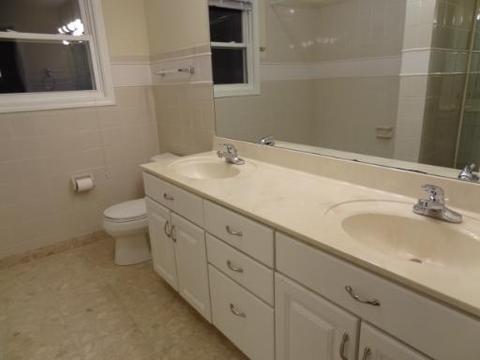 1921 S Maple Ave, Berwyn, IL 60402 photo 12