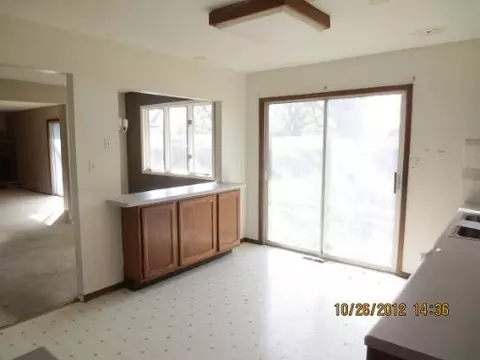 817 Normal Rd, Dekalb, IL 60115 photo 5