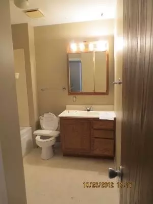 817 Normal Rd, Dekalb, IL 60115 photo 10