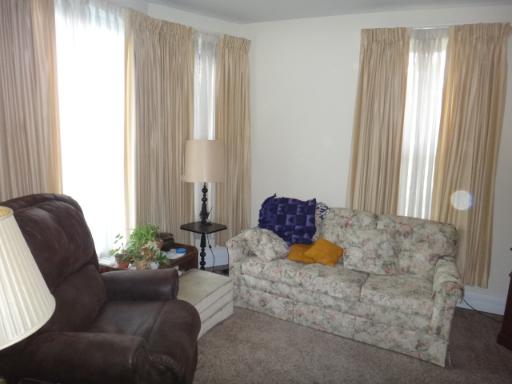 3217 S Wesley Ave, Berwyn, IL 60402 photo 3