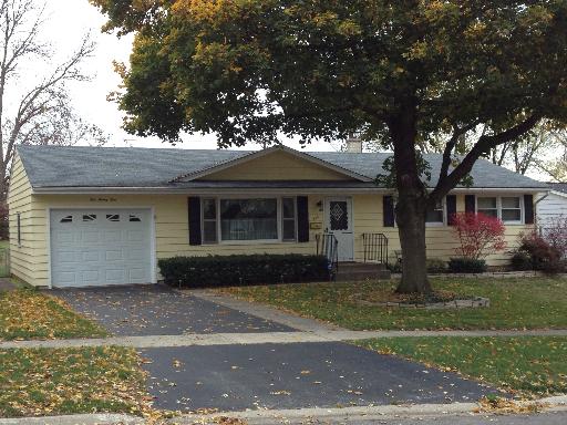525 Elden Dr, Cary, IL 60013 photo 1