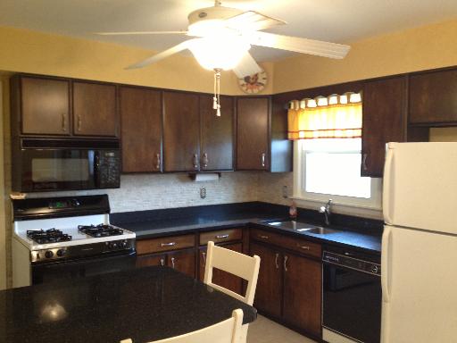 525 Elden Dr, Cary, IL 60013 photo 3