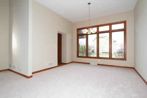 1110 Struckman Blvd, Bartlett, IL 60103 photo 3