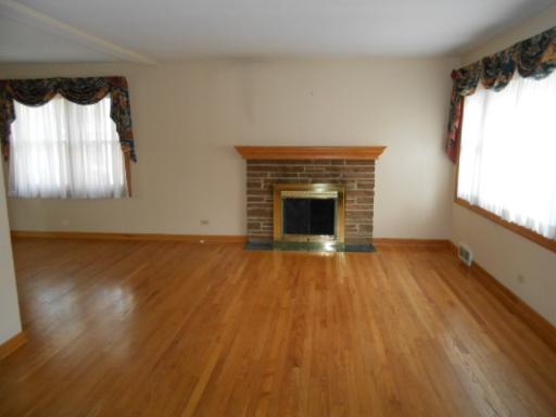 459 E Oriole Ave, Elmhurst, IL 60126 photo 5