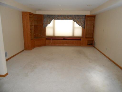 459 E Oriole Ave, Elmhurst, IL 60126 photo 13