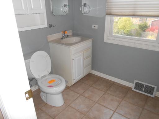 459 E Oriole Ave, Elmhurst, IL 60126 photo 12