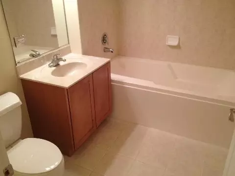 1040 E 47th St #4n, Chicago, IL 60653 photo 6