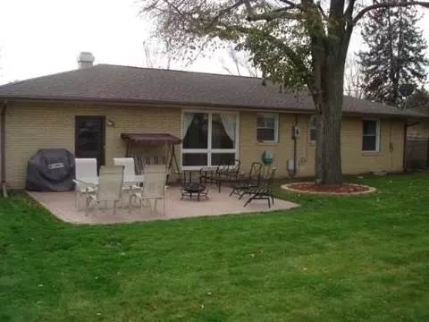 1209 24th St, Peru, IL 61354 photo 3