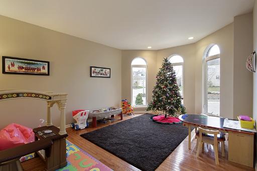 800 Deroo Loop, Highwood, IL 60040 photo 2