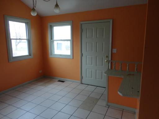 404 Hill Ave, Elgin, IL 60120 photo 4