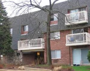 912 Ridge Sq #201, Elk Grove Village, IL 60007 photo 1
