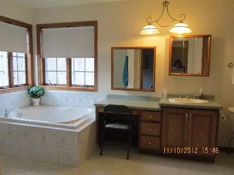 23 Foothill Dr, Putnam, IL 61560 photo 9