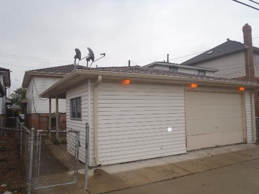 7724 S Central Ave, Burbank, IL 60459 photo 11
