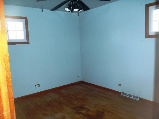 7724 S Central Ave, Burbank, IL 60459 photo 5