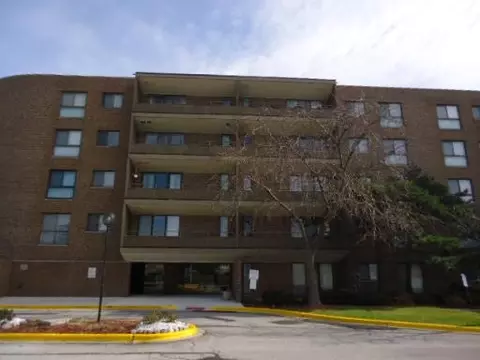 7 E Carriageway Dr #207, Hazel Crest, IL 60429 photo 1