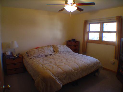 6722 Hawthorne Dr, Cary, IL 60013 photo 6