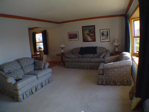 6722 Hawthorne Dr, Cary, IL 60013 photo 2