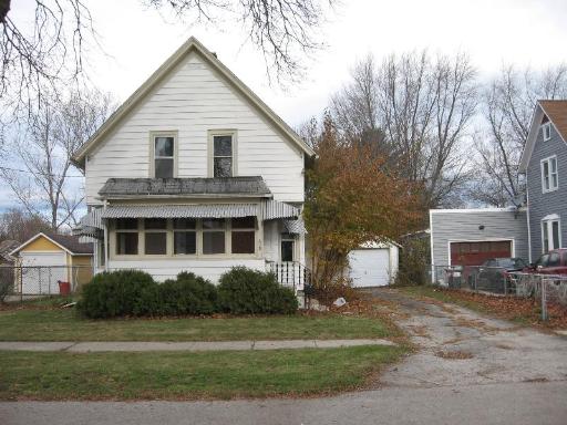 628 E Perry St, Belvidere, IL 61008 photo 1