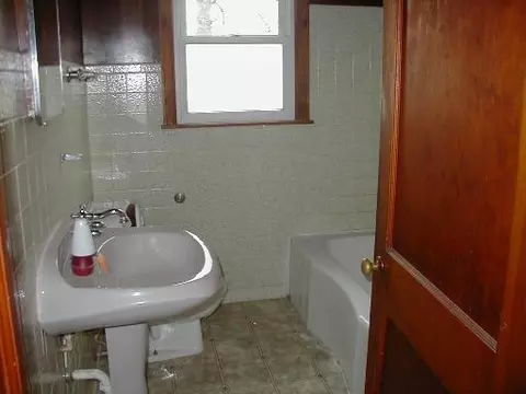 1806 Prospect Ave, Peru, IL 61354 photo 7