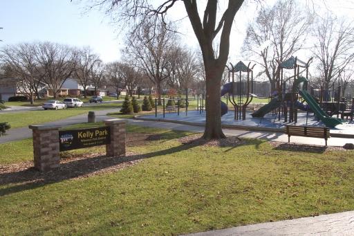 105 W Elm St, Wheaton, IL 60189 photo 16