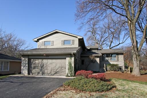 105 W Elm St, Wheaton, IL 60189 photo 1