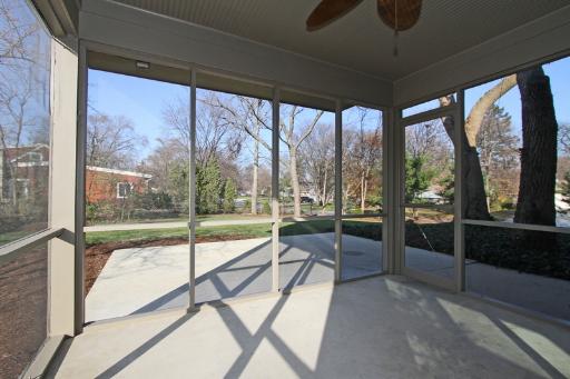 105 W Elm St, Wheaton, IL 60189 photo 13