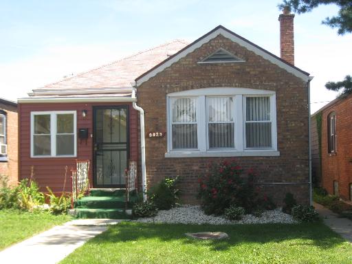 9825 S Drexel Ave, Chicago, IL 60628 photo 1