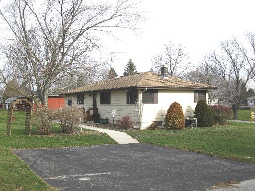 609 Hill Rd, Mchenry, IL 60050 photo 2