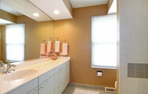 2811 Manor Dr, Northbrook, IL 60062 photo 13