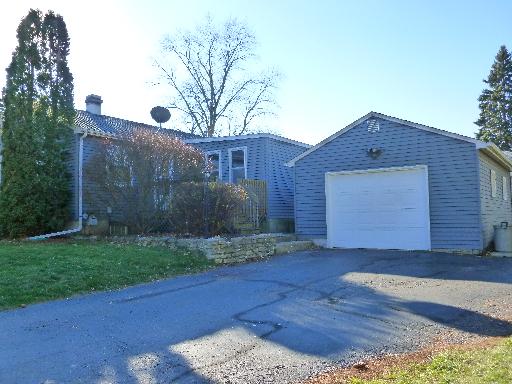 802 Schiller St, Elgin, IL 60123 photo 16