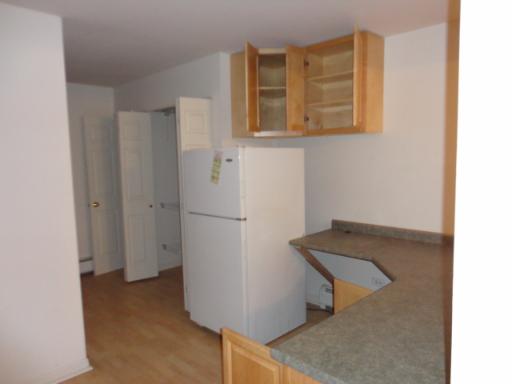 75 Willard Ave #10, Elgin, IL 60120 photo 4