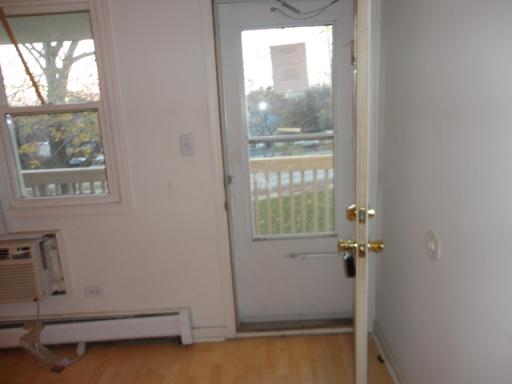 75 Willard Ave #10, Elgin, IL 60120 photo 8