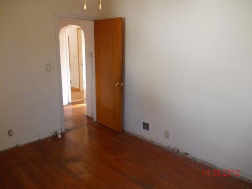 25760 Rollins Rd, Ingleside, IL 60041 photo 4