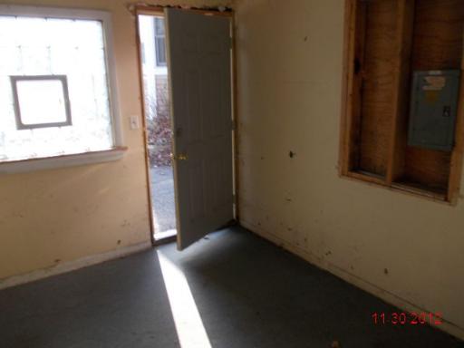 25760 Rollins Rd, Ingleside, IL 60041 photo 9