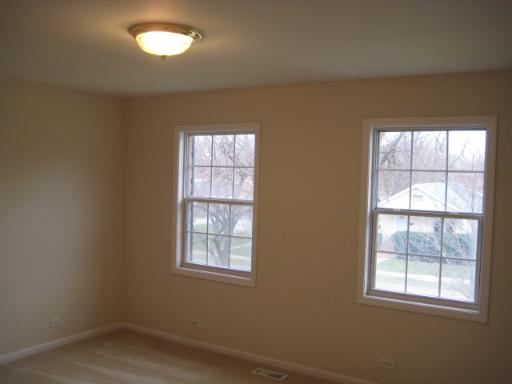 128 E Pine Ave, Bensenville, IL 60106 photo 9