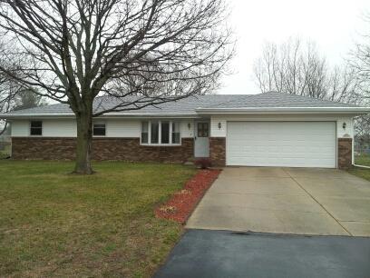 4290 Buggywhip Ln, Roscoe, IL 61073 photo 1