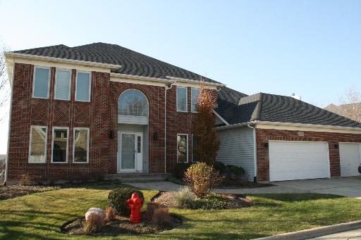 1707 Edgewood Dr, Algonquin, IL 60102 photo 1