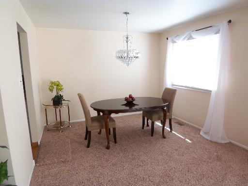1248 Folkstone Ct, Wheaton, IL 60189 photo 5