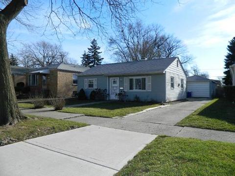 8319 W 44th Pl, Lyons, IL 60534 photo 1