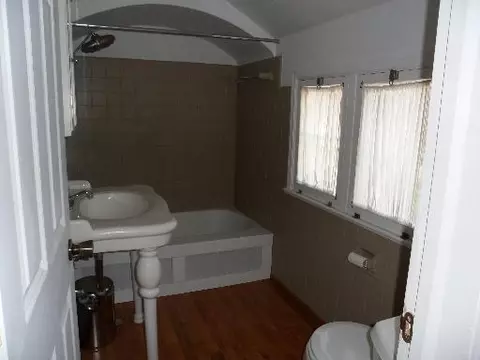 558 12th St, Lockport, IL 60441 photo 9